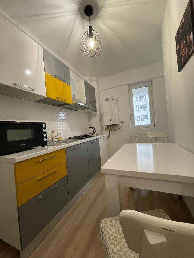 Luxury Q Residence Near Center Iasi Extérieur photo